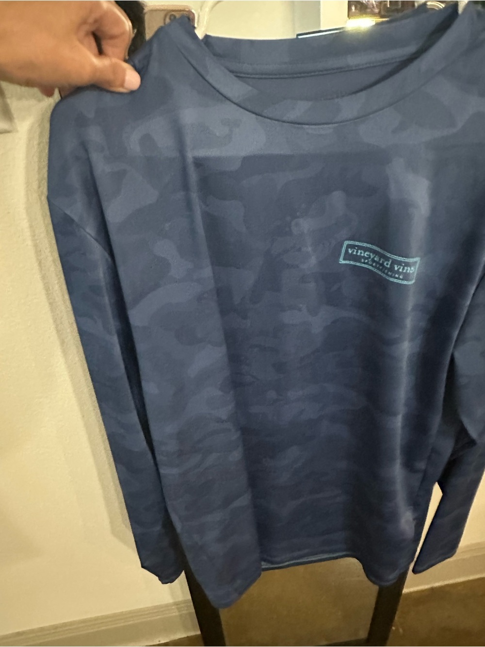 Vineyard Vines Navy Blue Camo Long-Sleeve Performance Tee with Logo Patch Size S